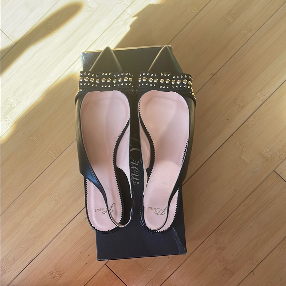 NEW NEVER WORN IN BOX! JCrew Studded Leather Bow Front Sling Backs Sz 9.5